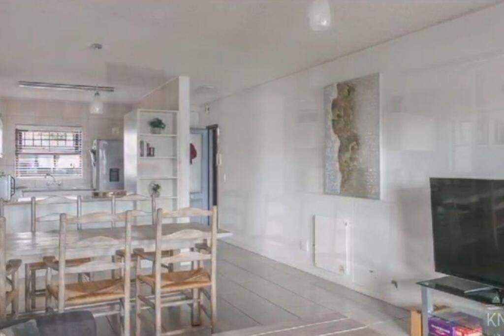 Waterfront Apartment Knysna Luaran gambar